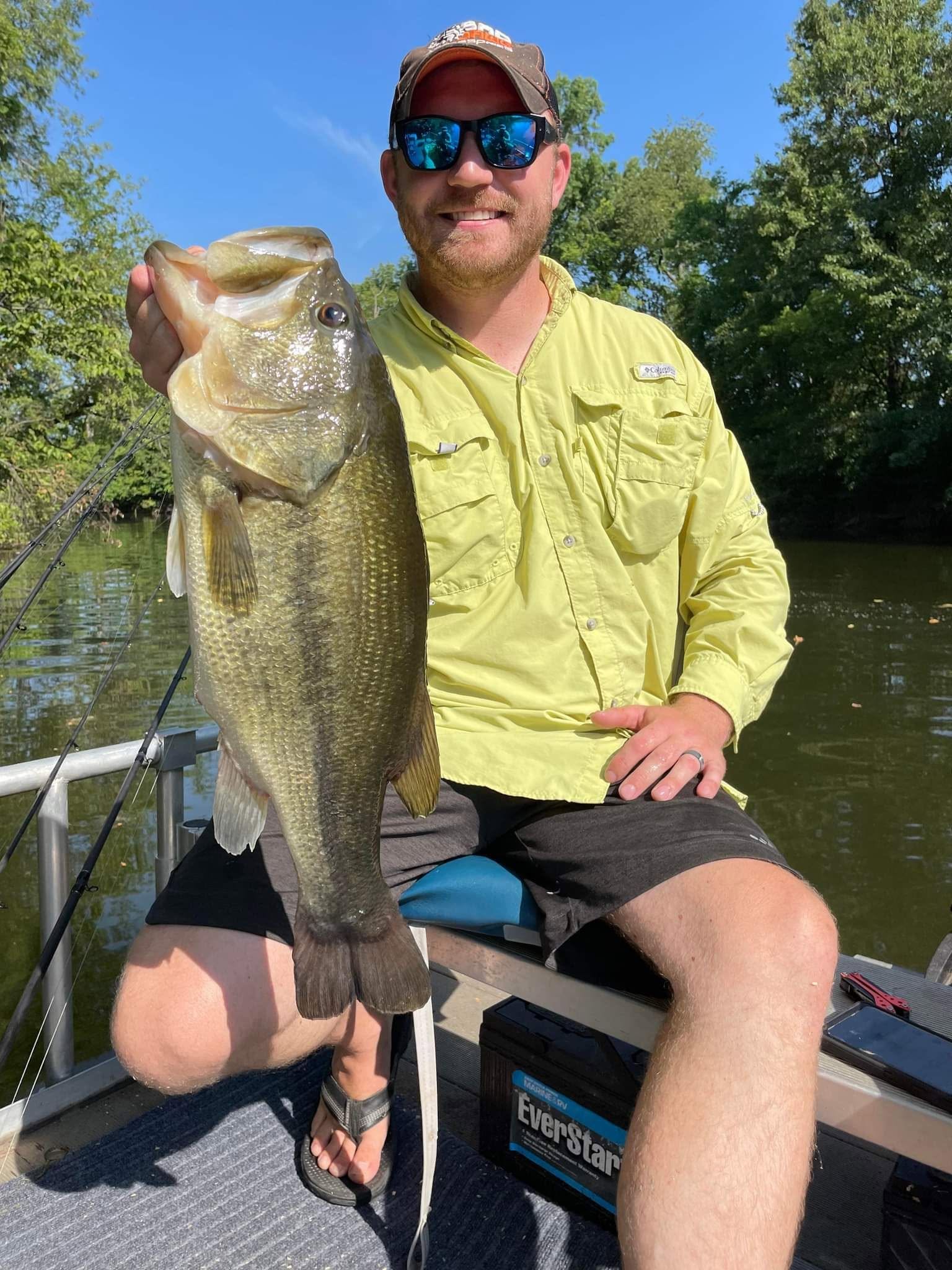 Tyler Mahoney — Missouri fishing guide